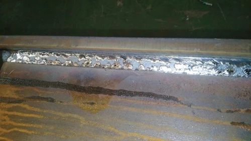 蓋面焊焊縫.jpg 蓋面焊焊縫.jpg