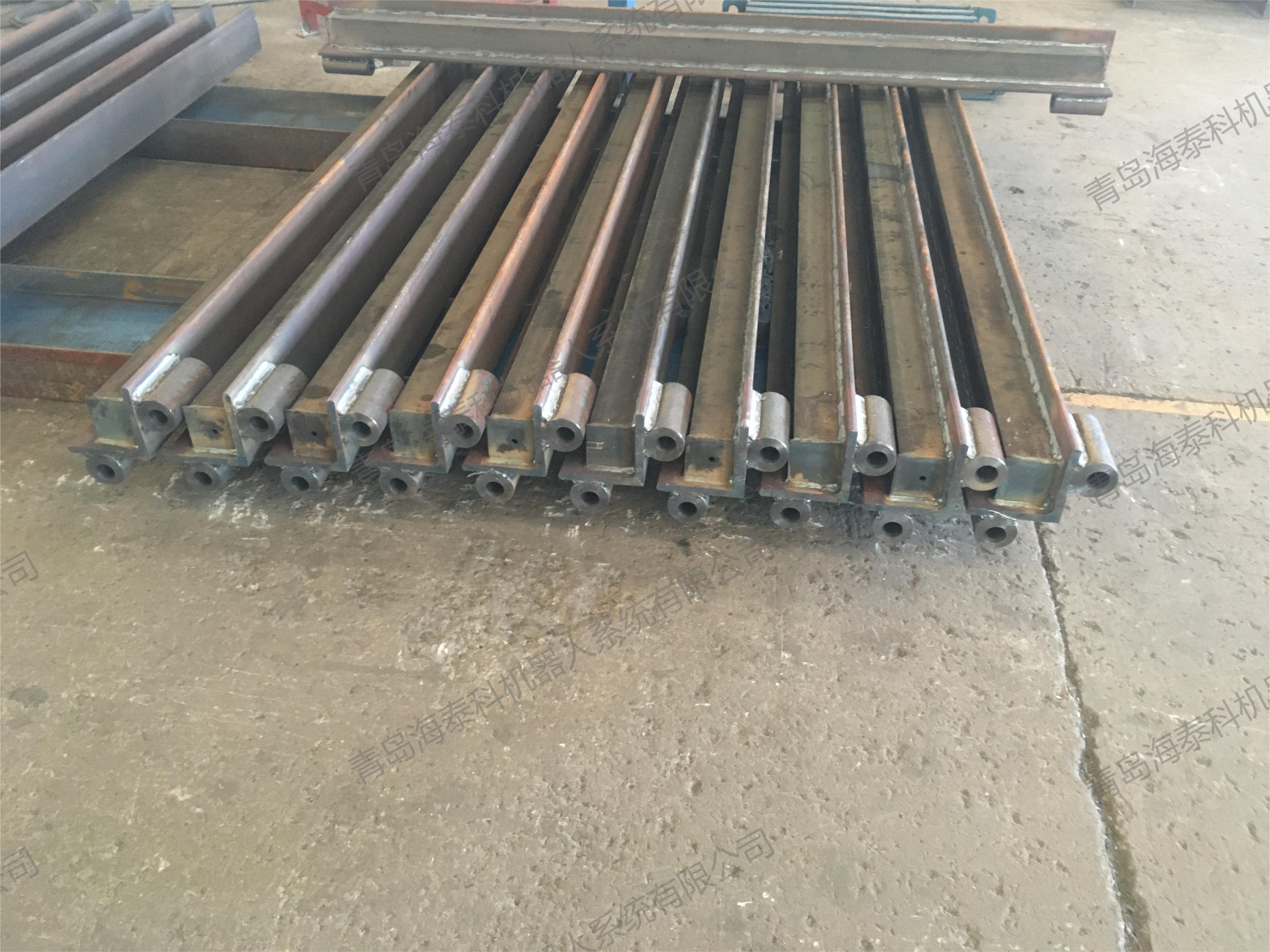 標(biāo)準(zhǔn)節(jié)主肢